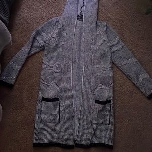 LCR XXL Men’s Black and White Robe